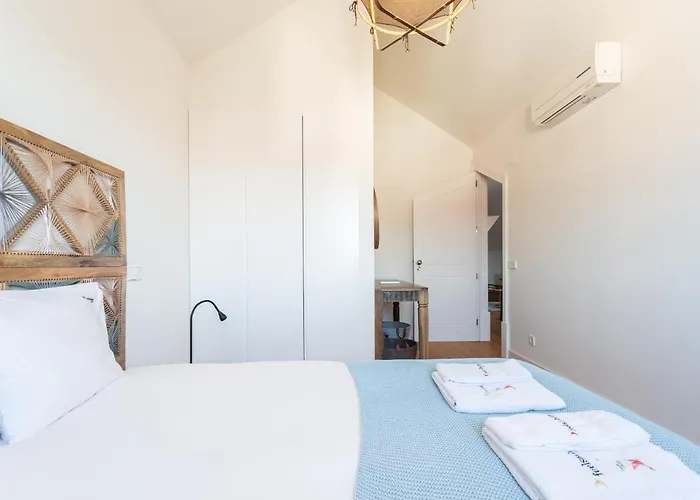 アパート Flh Martim Moniz Trendy Flat